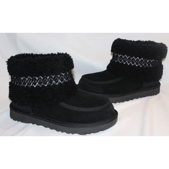 NIB UGG BRAID ALPSEY SHEARLING MINI SUEDE SHEARLING LINED BOOTS BLACK SZ 7 NWOB - Picture 1 of 6